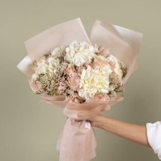 pink flowers bouquet